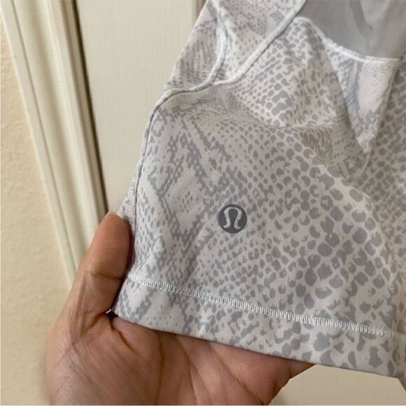 Lululemon tank top - Picture 3 of 5